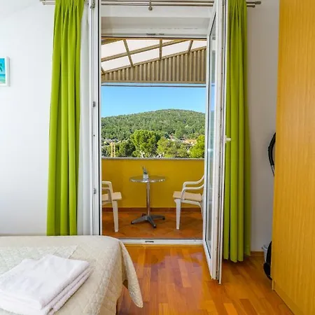 Chiara Apartmán Martinšćica